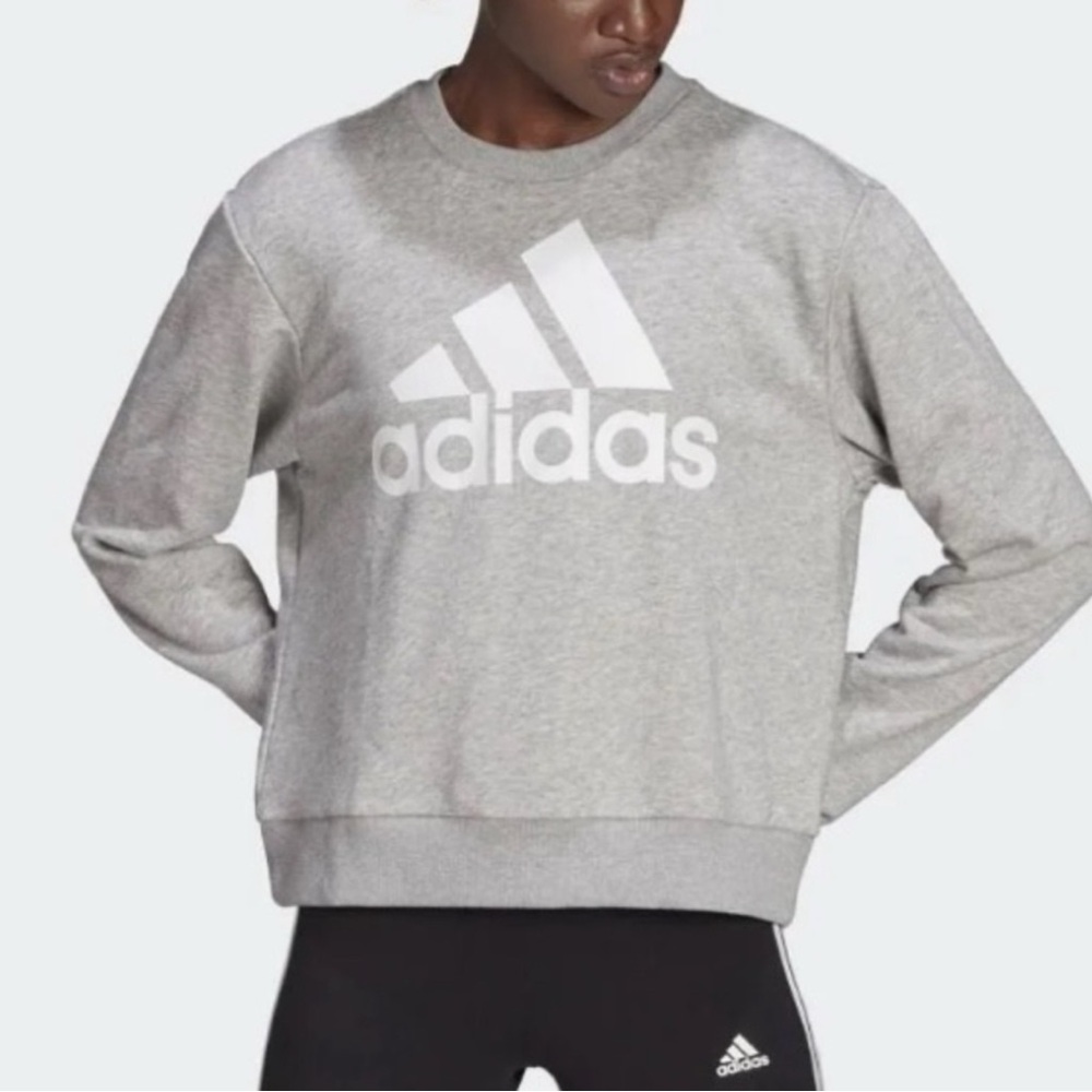 Adidas ESSENTIALS LOGO LOOSE SWEATSHIRT